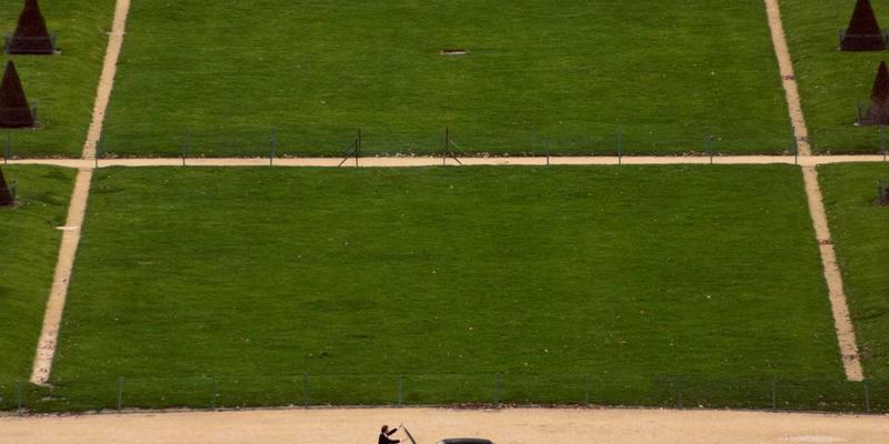 女性荷尔蒙平衡的饮食智慧：从大豆异黄酮到DIM的天然调节方案